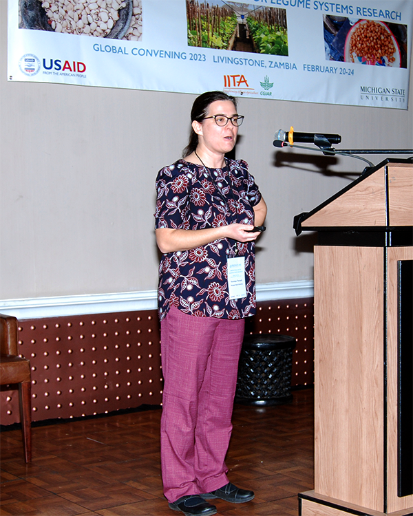 Veronique Theriault giving presentation at the 2023 Legume Lab Convening